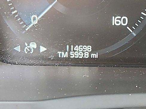 Used 2018 Volvo XC90 T6 Momentum w/ Convenience Package image 18