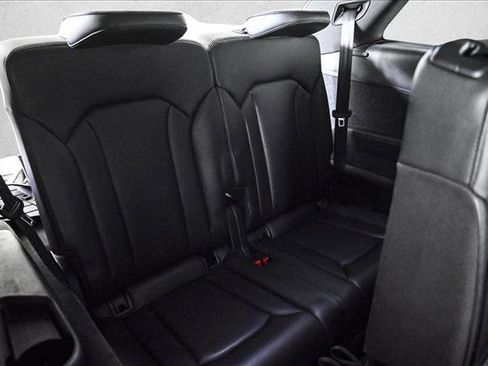 Used 2019 Audi Q7 3.0T Prestige w/ Prestige Package image 22