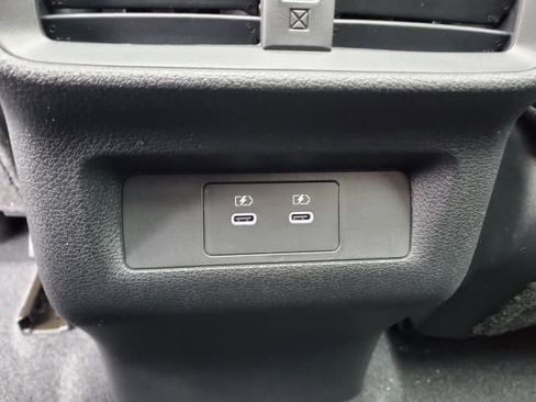 New 2025 Nissan Murano SL image 13