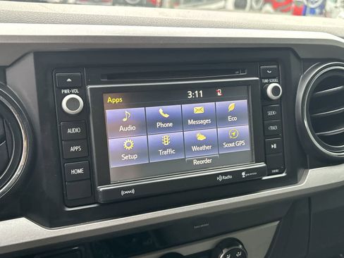 Used 2018 Toyota Tacoma SR5 image 18