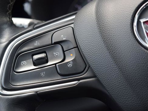 Used 2021 Buick Envision Essence FWD image 21