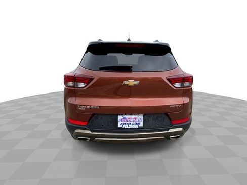 Used 2021 Chevrolet TrailBlazer ACTIV w/ Sun and Liftgate Package AWD/4WD image 9