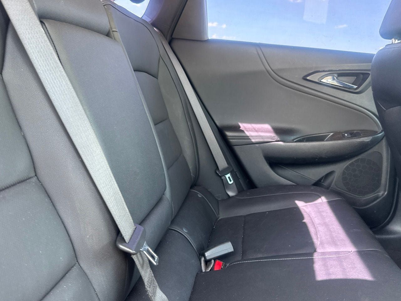 Used 2023 Chevrolet Malibu LT FWD image 30