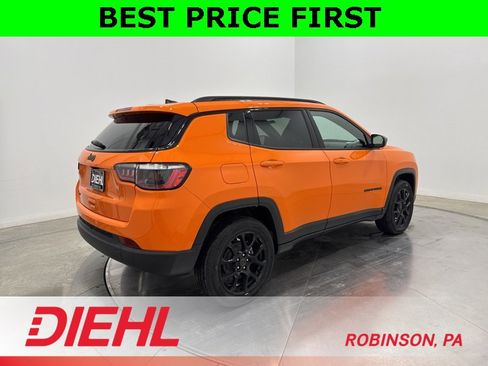 New 2026 Jeep Compass Latitude image 6