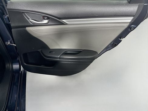 Used 2016 Honda Civic EX-L image 28