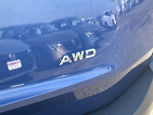 Certified 2023 Nissan Rogue S image 8