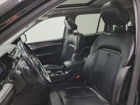 Used 2022 Jeep Grand Cherokee Limited image 31