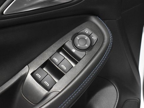 Used 2026 Buick Encore GX Sport Touring w/ Comfort Package FWD image 10