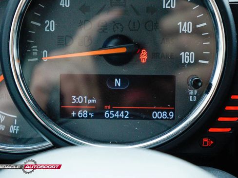 Used 2017 MINI Cooper S w/ Cold Weather Package image 39