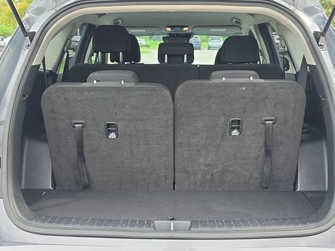 Certified 2024 Kia Sorento LX FWD image 6