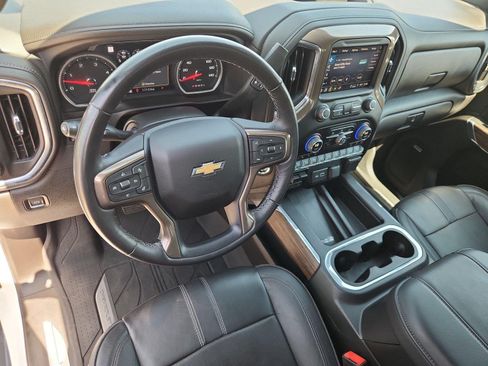 Used 2023 Chevrolet Silverado 2500 High Country w/ Z71 Off-Road Package AWD/4WD image 10