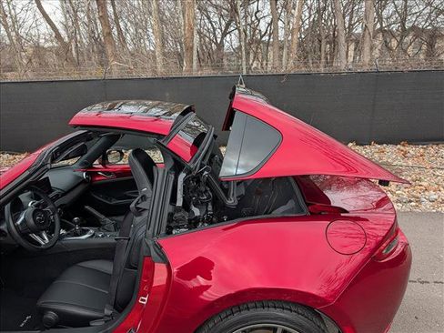 Used 2021 MAZDA MX-5 Miata RF Grand Touring image 9