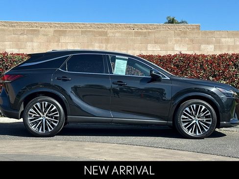 Certified 2023 Lexus RX 350 Premium Plus w/ Cold Area Package image 3