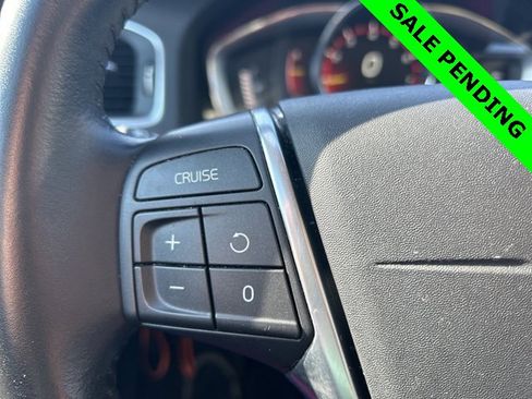 Used 2017 Volvo S60 T5 Dynamic image 24