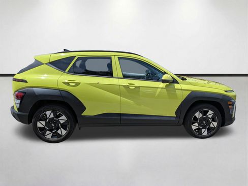 Used 2024 Hyundai Kona SEL FWD image 3