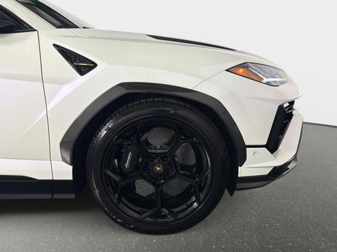 Used 2024 Lamborghini Urus Performante image 22