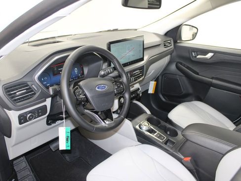 New 2026 Ford Escape Platinum w/ Premium Technology Package image 22