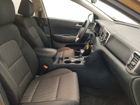 Used 2019 Kia Sportage LX FWD image 21