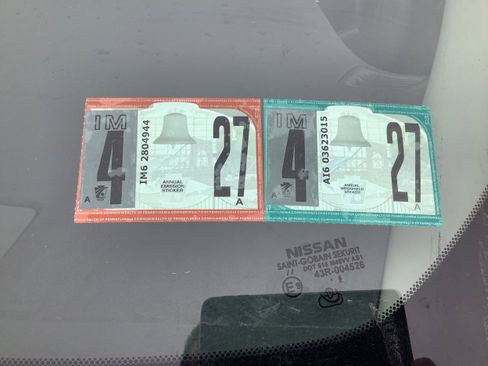 Used 2015 Nissan Sentra S image 23