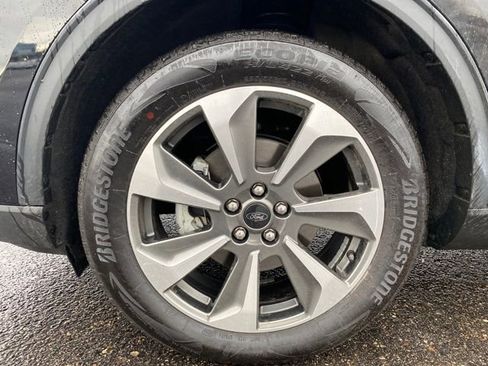 Used 2023 Ford Escape Platinum AWD/4WD image 22