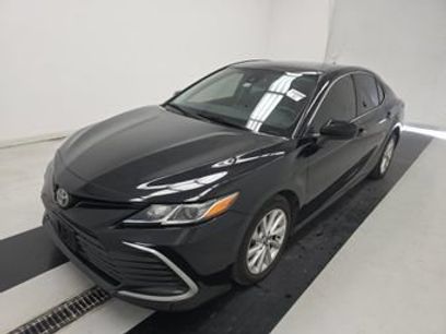 Used 2021 Toyota Camry LE