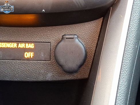 Used 2020 Chevrolet Trax LT w/ LT Convenience Package image 24