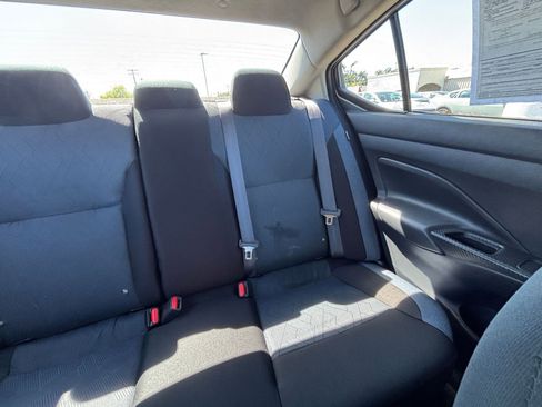 Used 2025 Nissan Versa SV FWD image 35