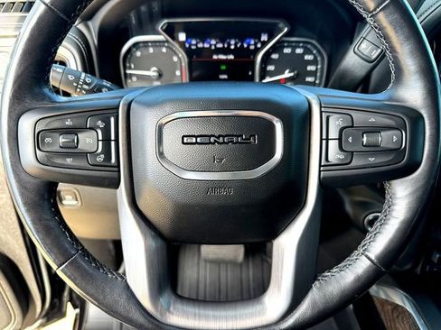 Used 2022 GMC Sierra 2500 Denali w/ Denali Ultimate Package image 11