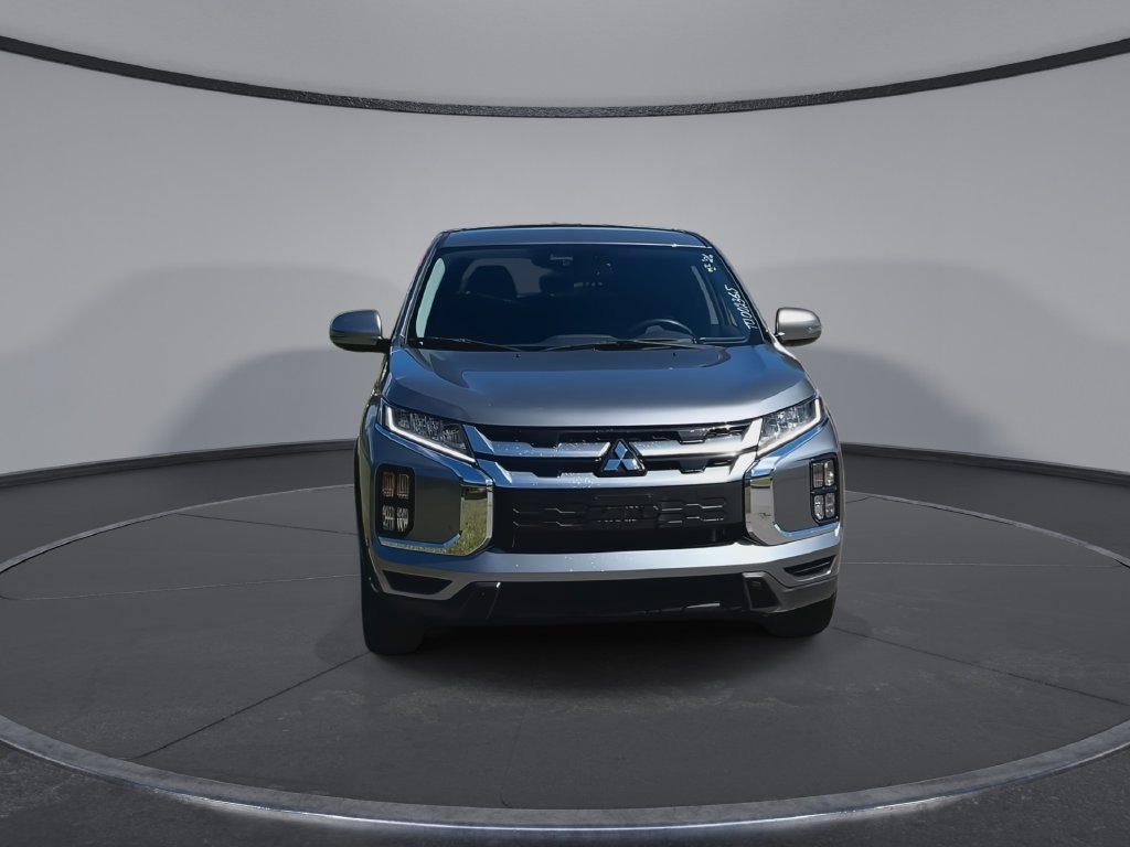 Used 2026 Mitsubishi Outlander Sport ES AWD/4WD image 3
