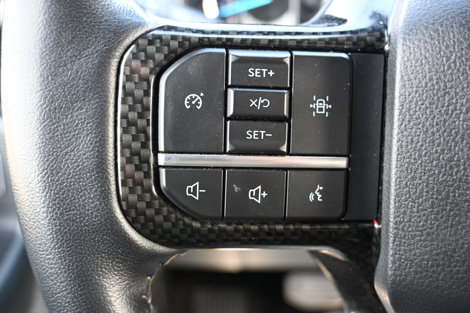 Used 2022 Ford F150 XLT w/ Equipment Group 301A Mid AWD/4WD image 8