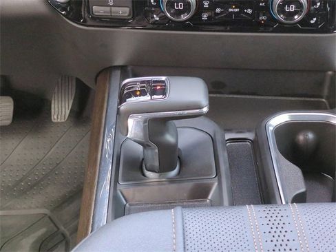 Used 2023 Chevrolet Silverado 1500 High Country w/ Z71 Off-Road Package image 19