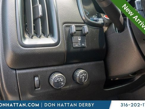 Used 2019 Chevrolet Colorado ZR2 w/ ZR2 Midnight Special Edition AWD/4WD image 14