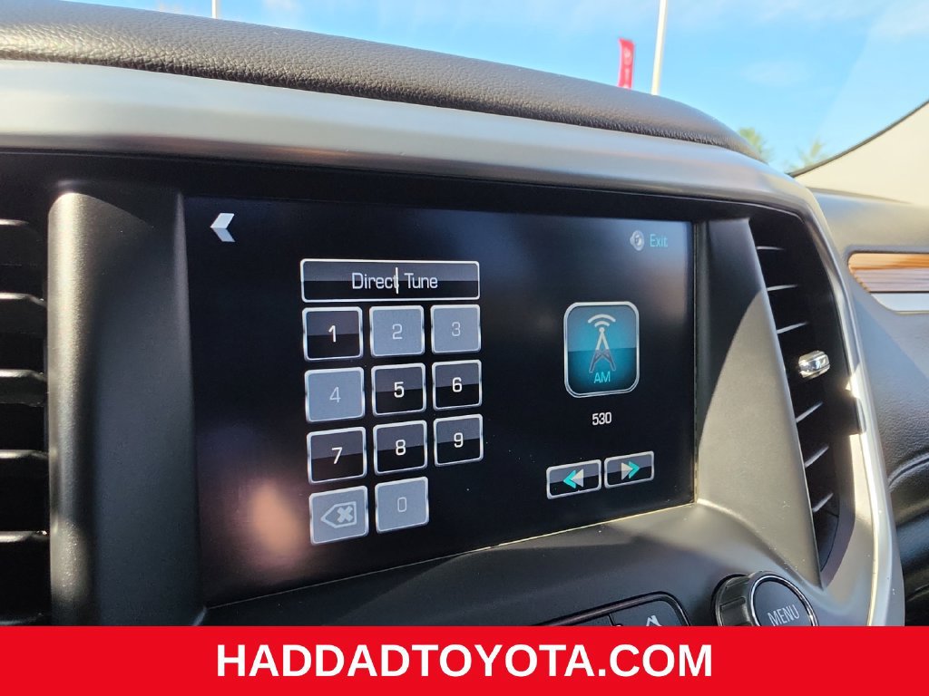 Used 2018 GMC Acadia SLE w/ Driver Alert Package I AWD/4WD image 18