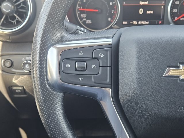 Used 2025 Chevrolet Blazer LT FWD image 27