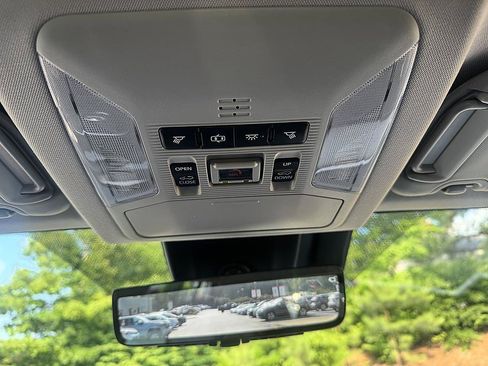 Certified 2020 Toyota RAV4 Limited AWD/4WD image 24