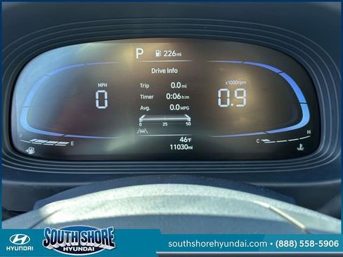 Certified 2024 Hyundai Venue Limited image 24