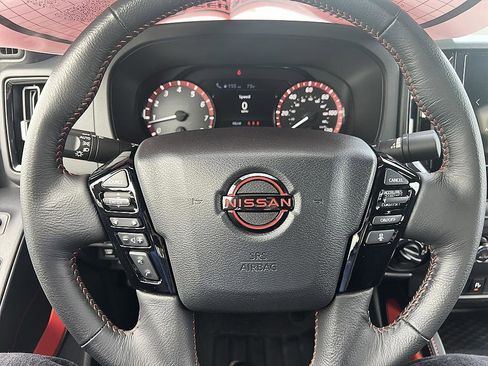 Certified 2025 Nissan Frontier PRO-4X image 22