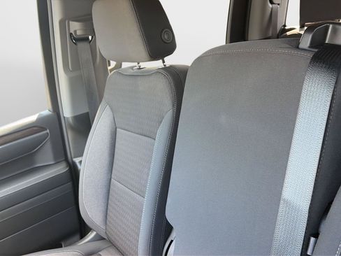 Used 2024 Chevrolet Silverado 1500 LT AWD/4WD image 26