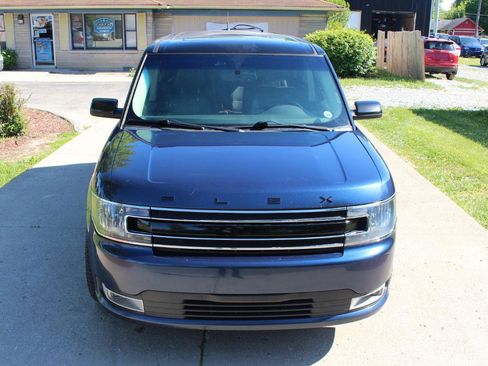 Used 2017 Ford Flex SEL w/ Equipment Group 202A FWD image 4