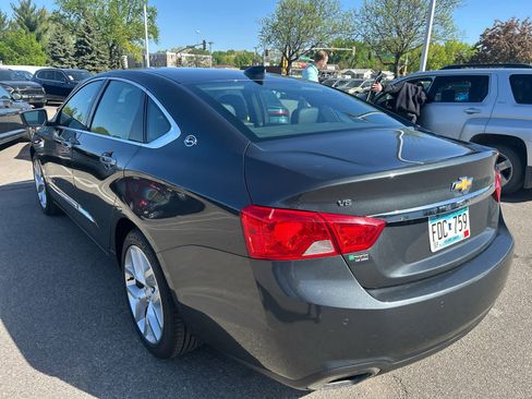 Used 2019 Chevrolet Impala Premier FWD image 4