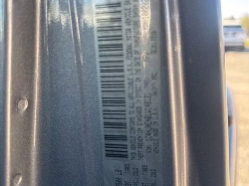 Used 2020 Jeep Wrangler Unlimited Sahara image 25