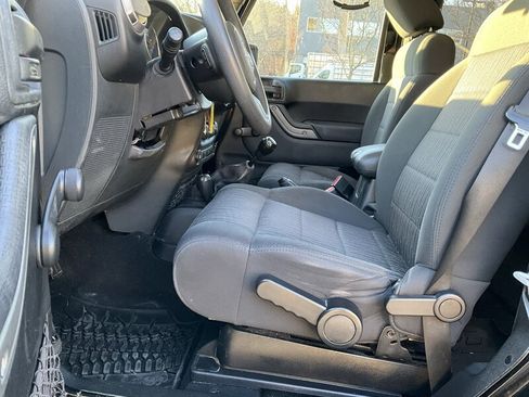 Used 2012 Jeep Wrangler Sport AWD/4WD image 13