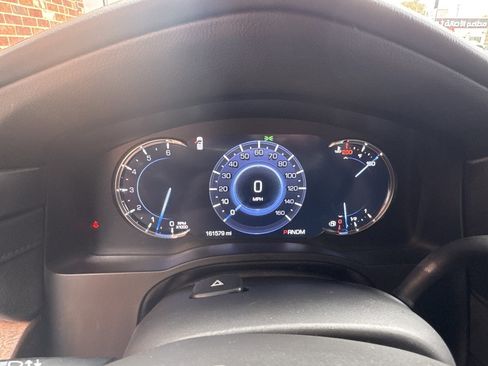 Used 2016 Cadillac Escalade Premium image 14