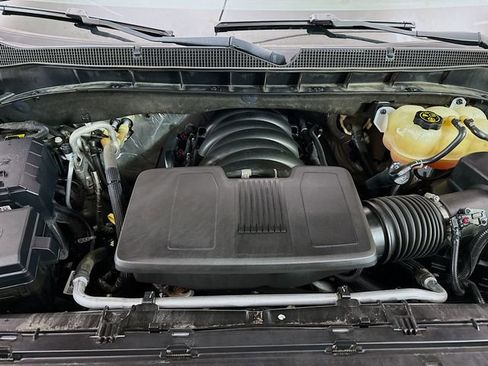 Used 2022 Chevrolet Tahoe LT w/ Luxury Package image 35