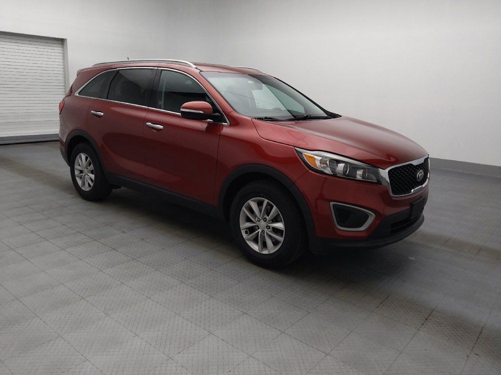 Used 2017 Kia Sorento FWD image 11