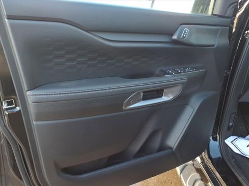 Used 2024 Ford Ranger XLT w/ Trailer Tow Package image 37