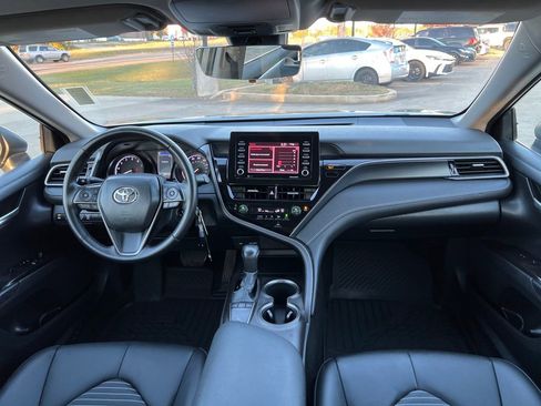 Used 2023 Toyota Camry SE image 13