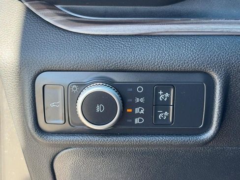 Used 2021 Ford Explorer Limited w/ Equipment Group 301A image 17