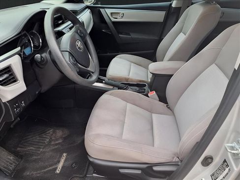 Used 2016 Toyota Corolla LE image 14