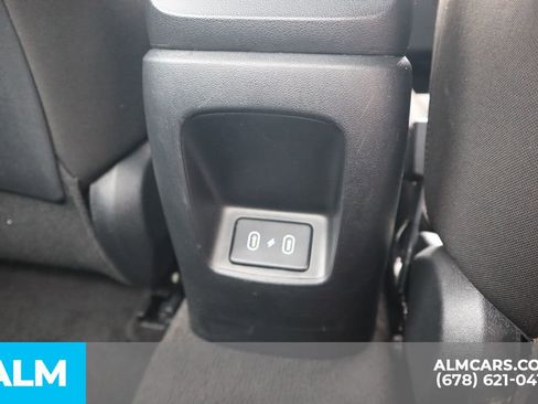 Used 2025 Hyundai Elantra Sport FWD image 24